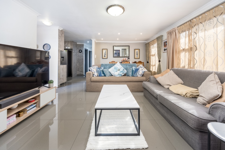 3 Bedroom Property for Sale in Danarant Western Cape